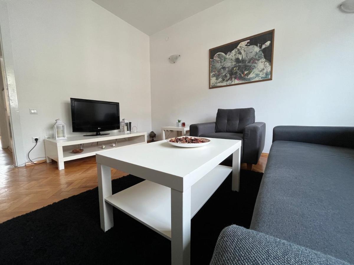 M - Square Private Rooms Skopie Exterior foto